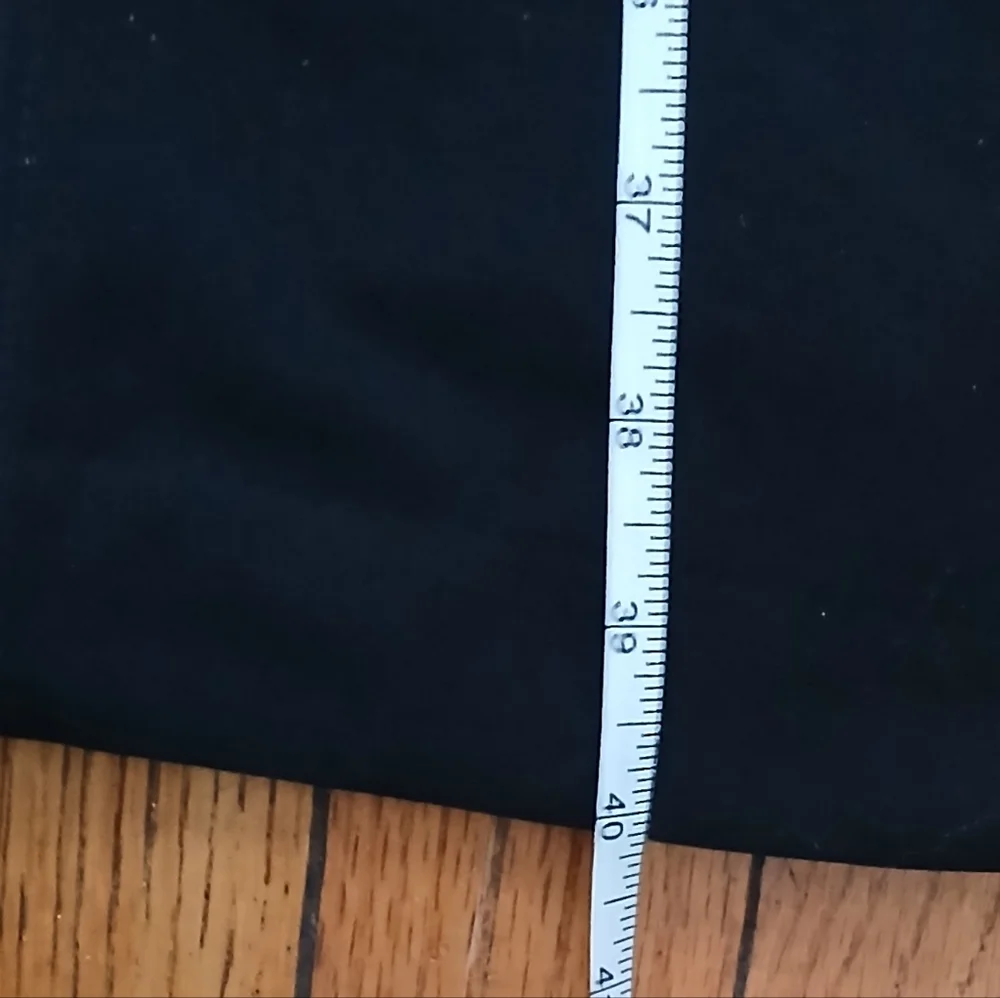 Calvin Klein - Women's Black/White Casual Stylish Sleeveless Dress. Size 4 - Picture 6 of 8